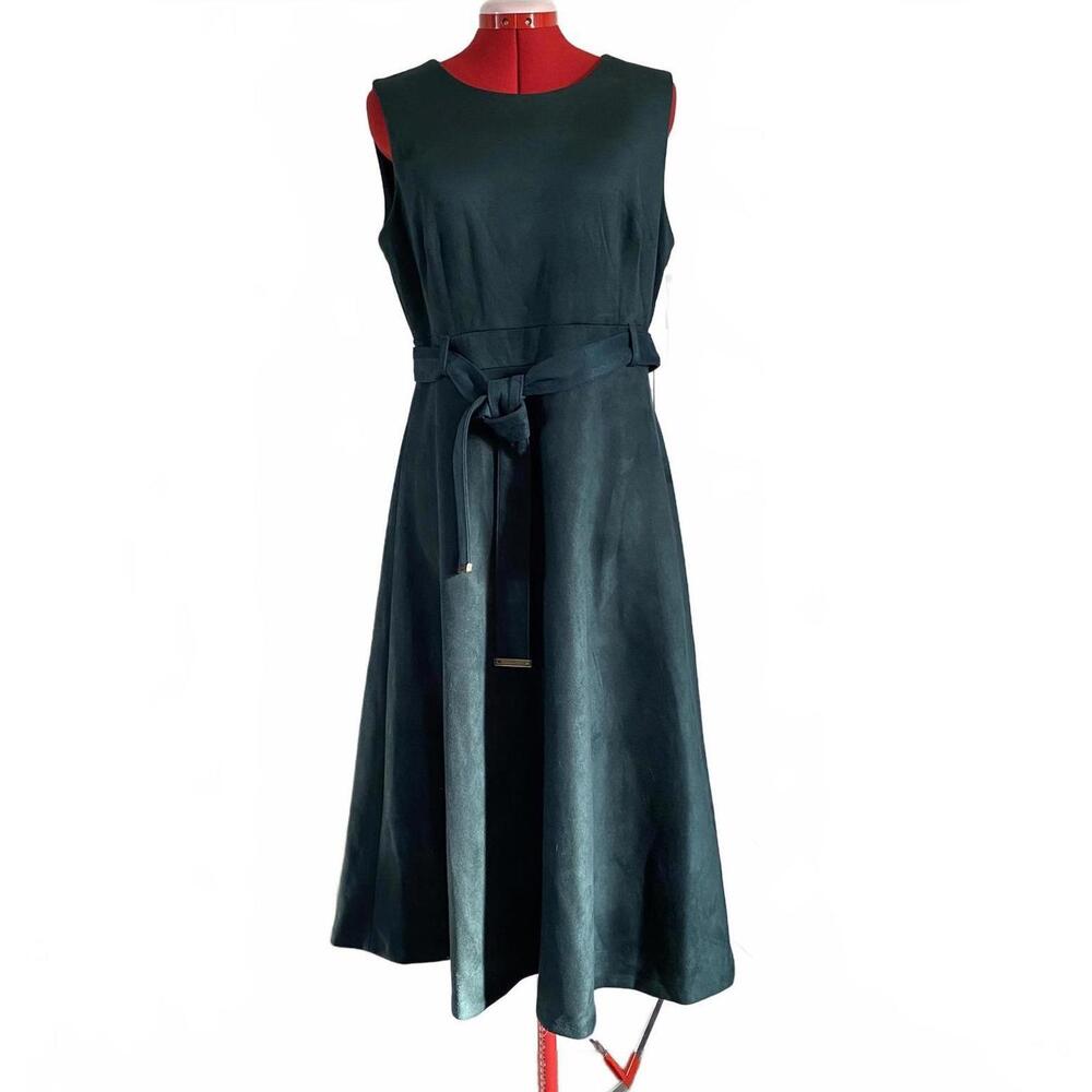 Sleeveless Dark Green Belted A-Line Dress
